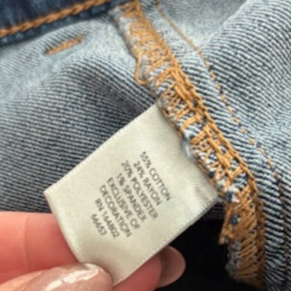 Christopher & Banks Denim Straight Leg Relaxed Fit Cropped Jean - size 6 - Picture 6 of 6